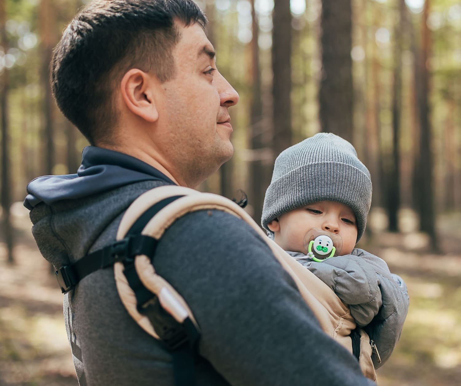 Wypożyczalnia nosidełek dla dzieci w Warszawie